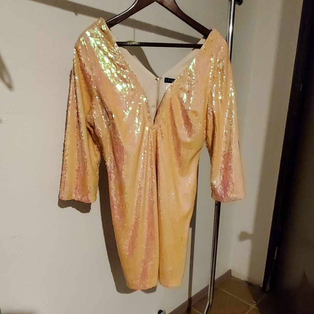 Mini dress